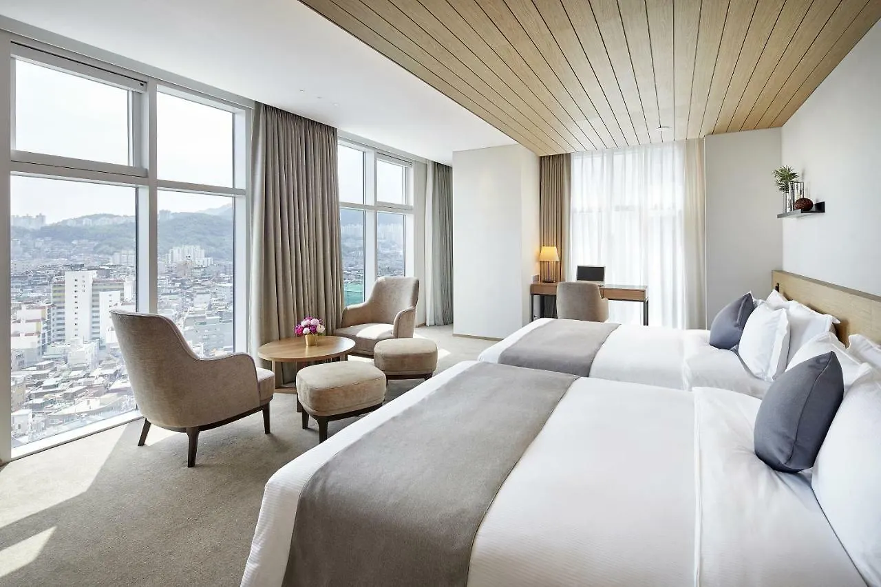 Md Hotel Doksan Seoul 4*,